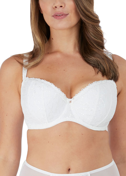 Half padded cup bra with contrast colour of padding