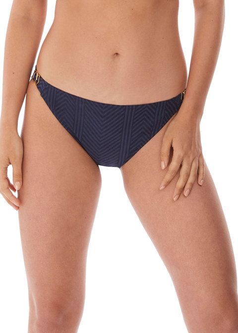 Textured Mid-Rise Bikini Panties